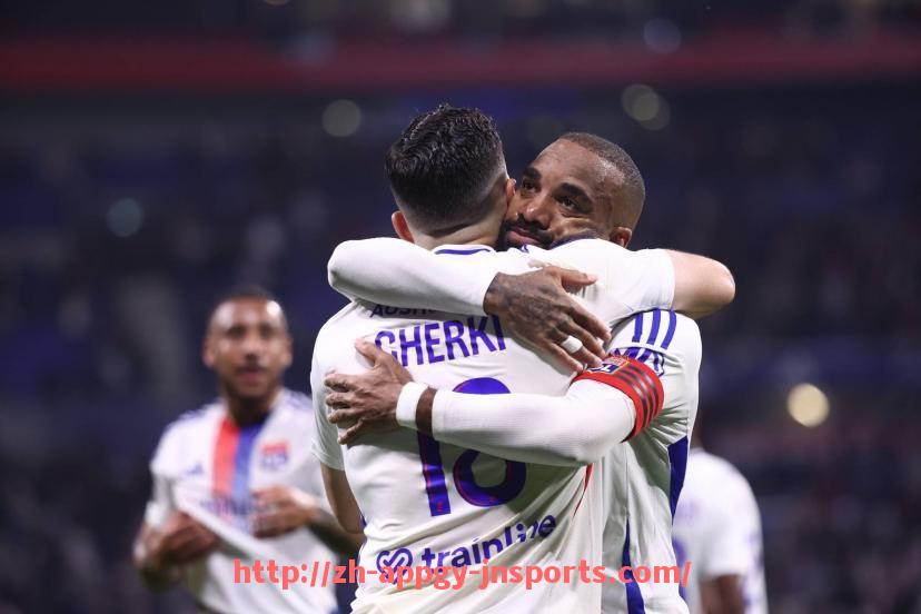 江南体育APP-德甲球队的比赛回顾：分析每场经典对决